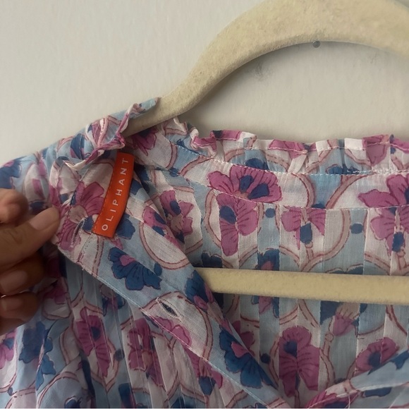 Oliphant Pintuck Ruffle Floral Top, Iris Blue Large - Picture 9 of 10